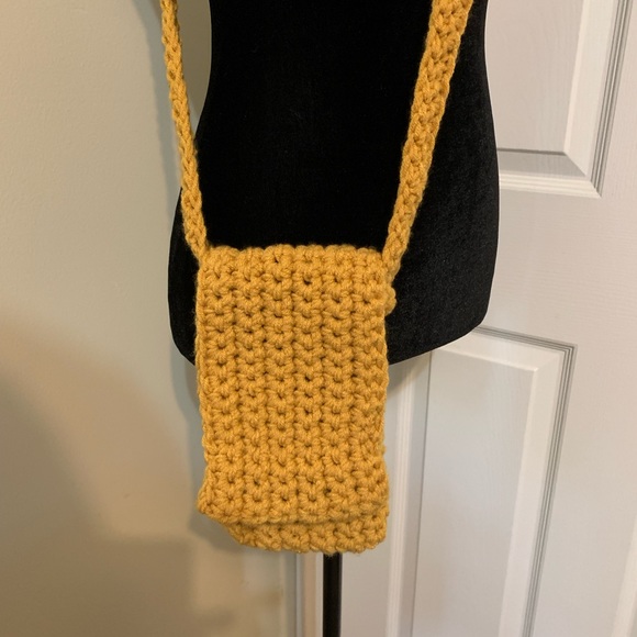 Phone Crossbody Bag Handmade Crochet - Picture 2 of 16